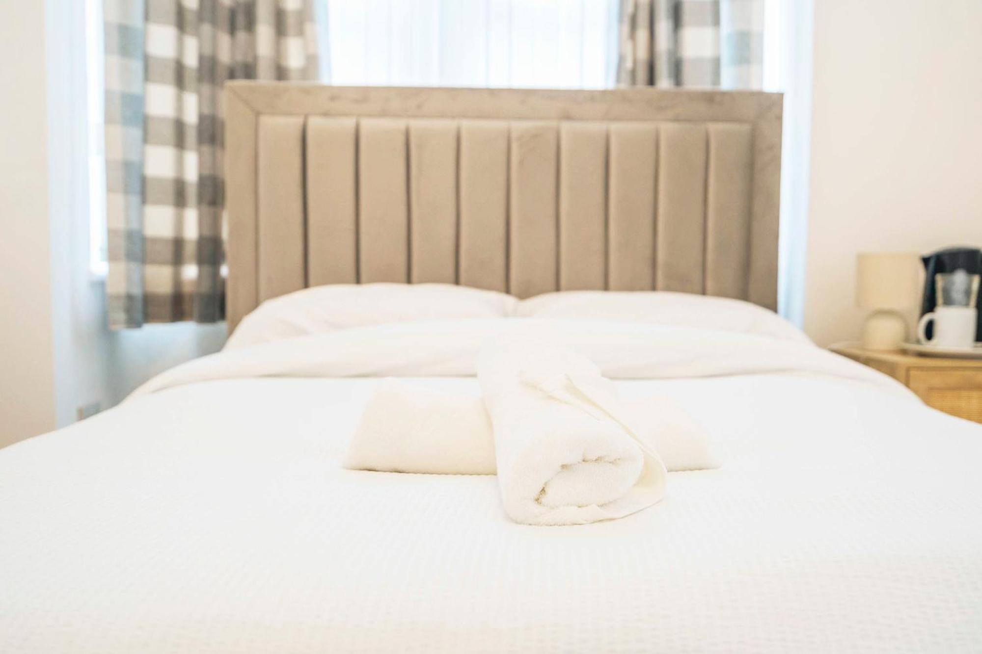 Majestic Inn 부틀 외부 사진
